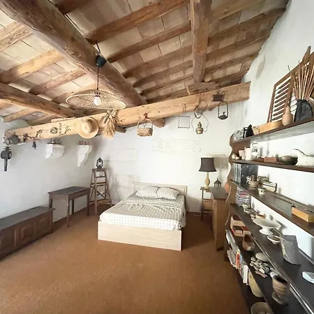 Nyaraló Maison Typique De Village Théziers