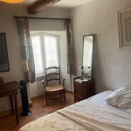 Maison Typique De Village 펜션 Théziers
