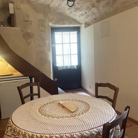 Maison Typique De Village 펜션 Théziers